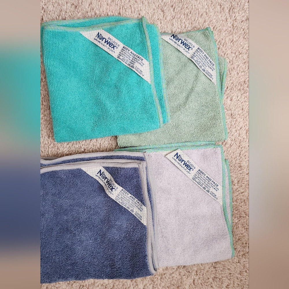 Norwex Skincare Cloth Set - Teal, Green, Blue, Gray